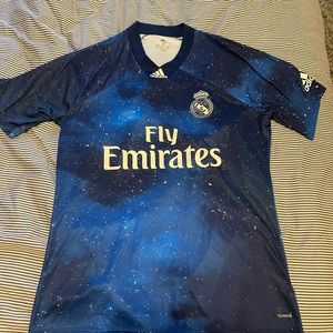 Real Madrid Fly EMIRATES